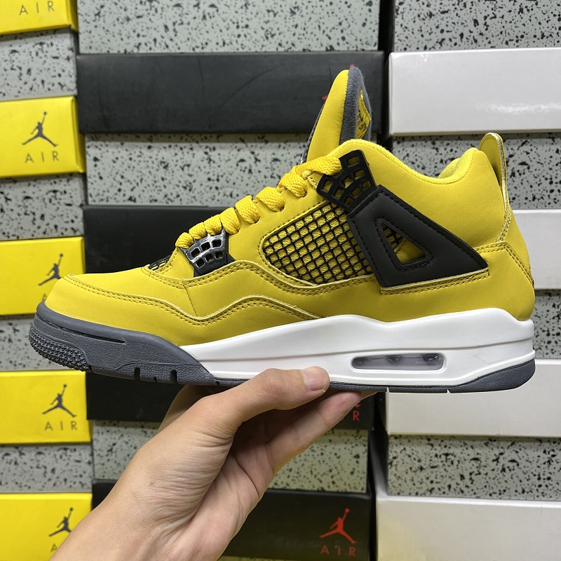 Air Jordan 4 700 2