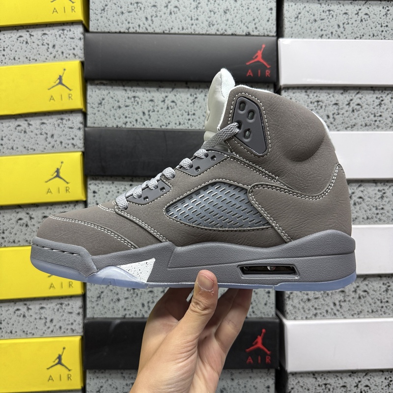 Jordan 5 Sneakers · 3