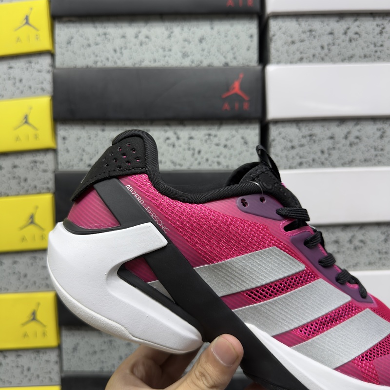 Adizero Ubersonic 5 M 6