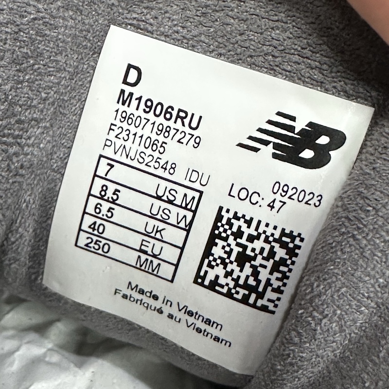 New Balance 1906 Sneakers 10
