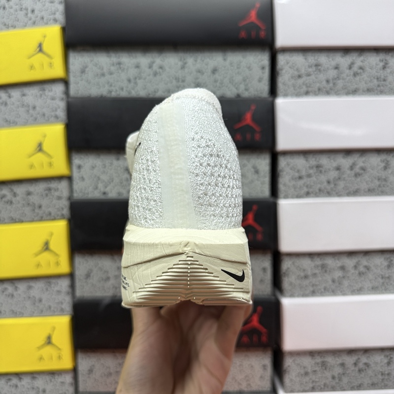 Zoom Xvaporfly Next% 3 · 2