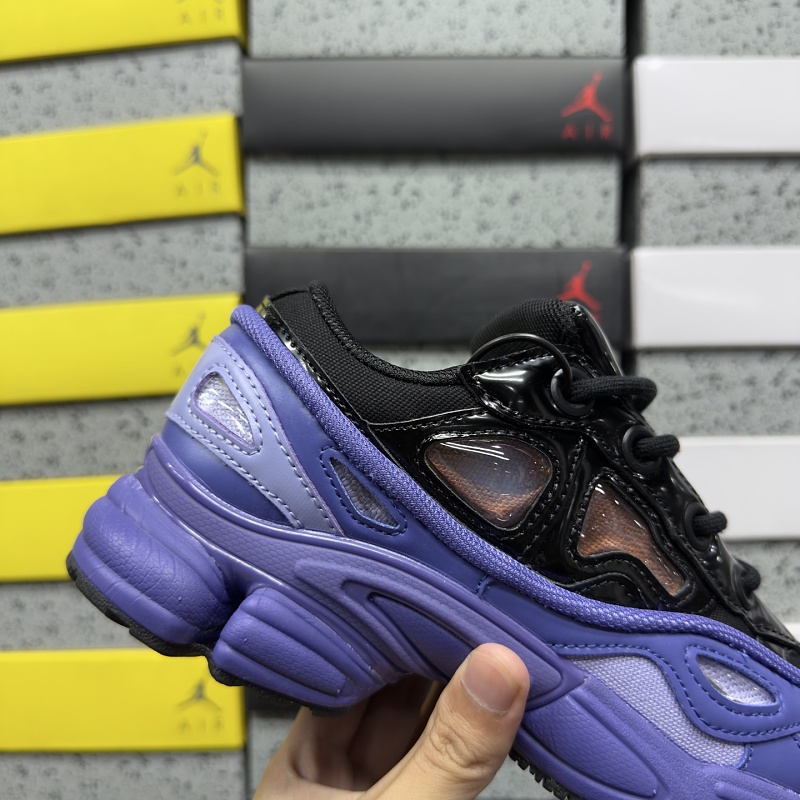 Raf Simons Response Trail · 6