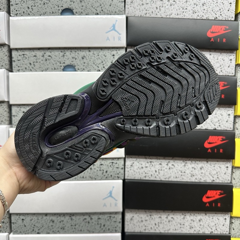 Pharrell X Ad Adistar Jellyfish · 2