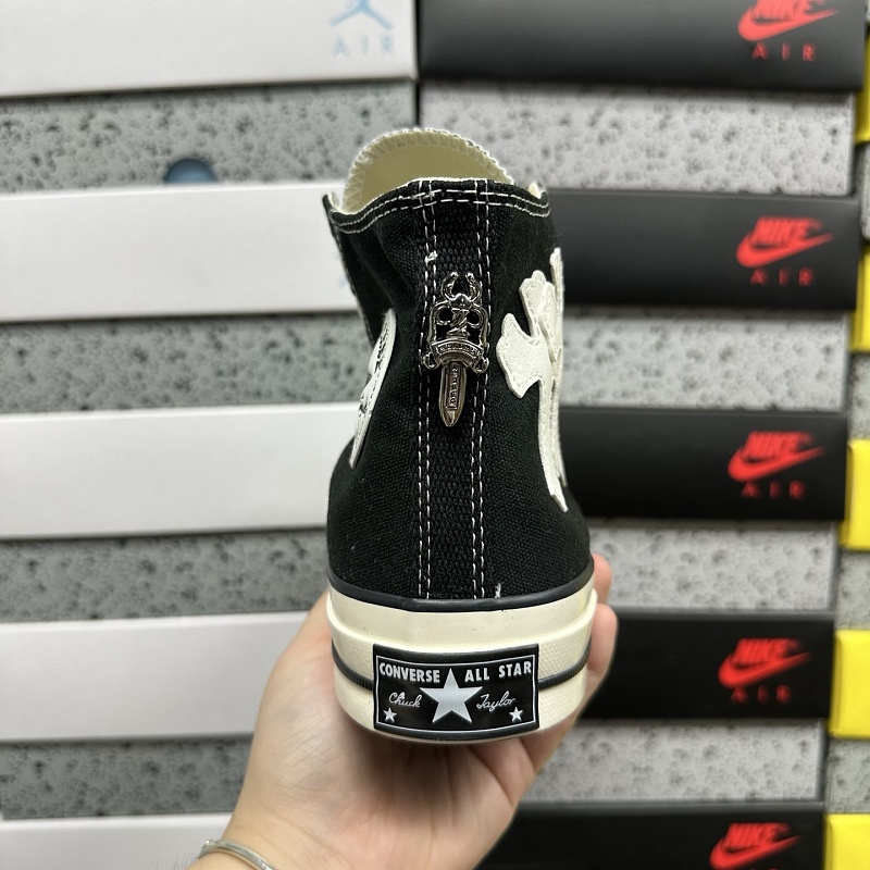 Converse Chuck Taylor Sneakers 3