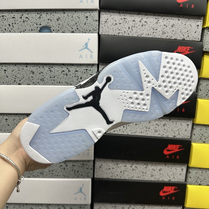 Jordan 5 Sneakers 2