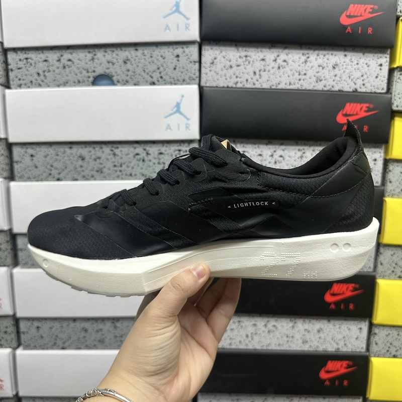 Adizero Adios 9 M 8