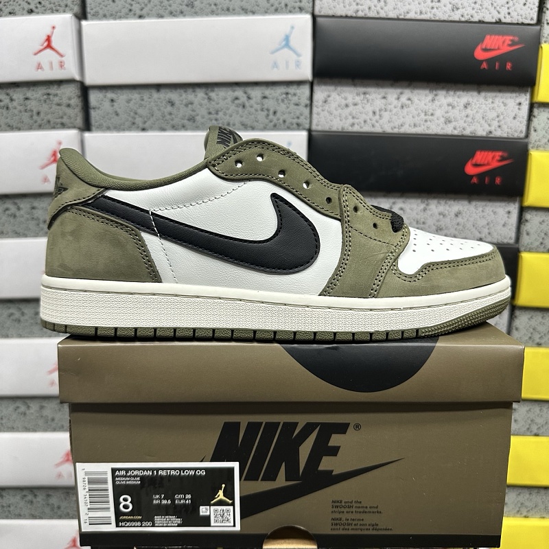 Jordan 1 Sneakers 10