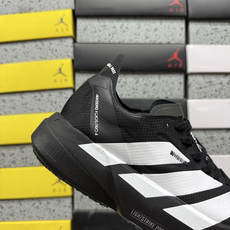 Adizero Adios 4M 6