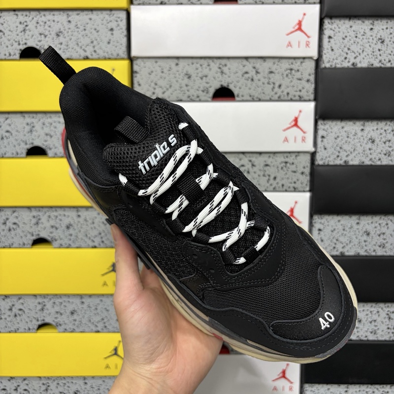 Triple S 1000 · 3