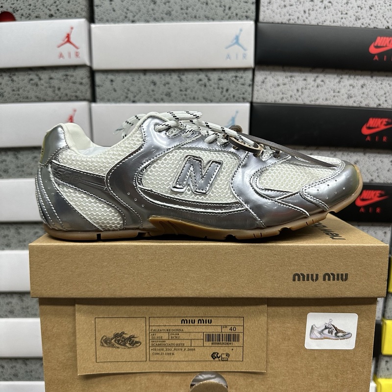 Miu Miu X 530 9