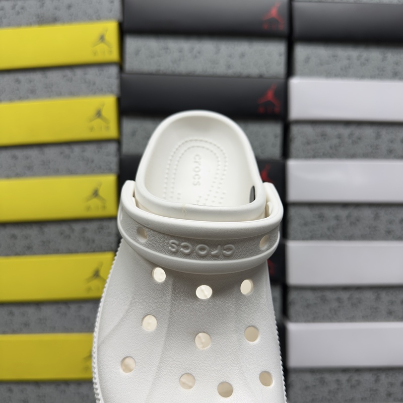 Crocs M3-m7 · 4