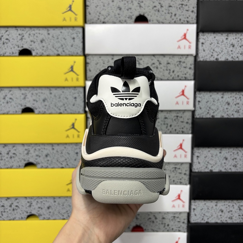 Triple S 1010 · 6