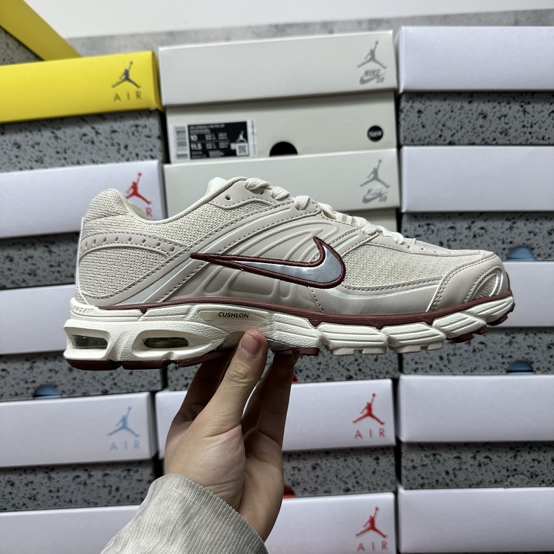 Air Max Moto 2K 10