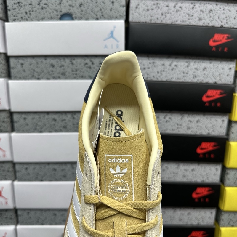 Gazelle Indoor 4