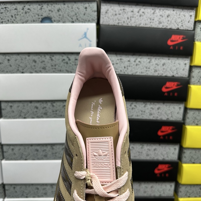 Gazelle Indoor 4