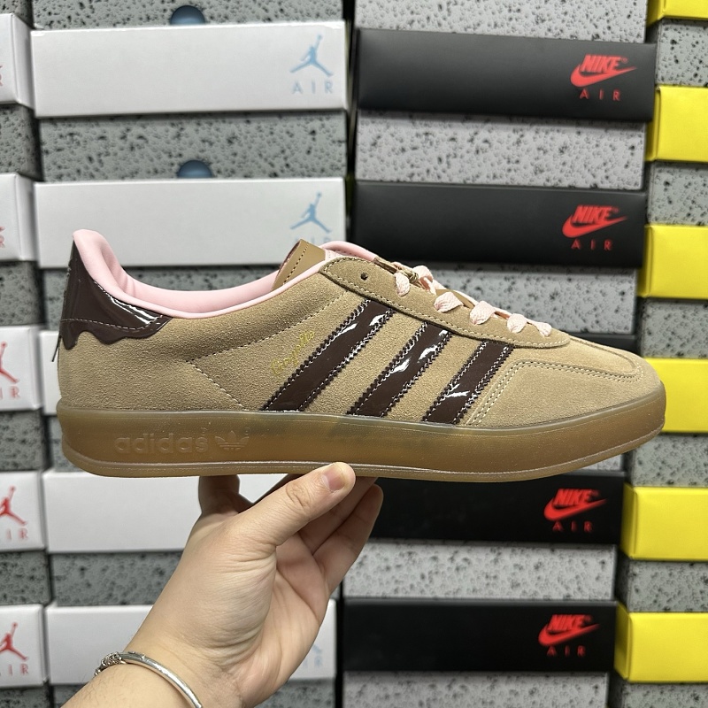 Gazelle Indoor 9