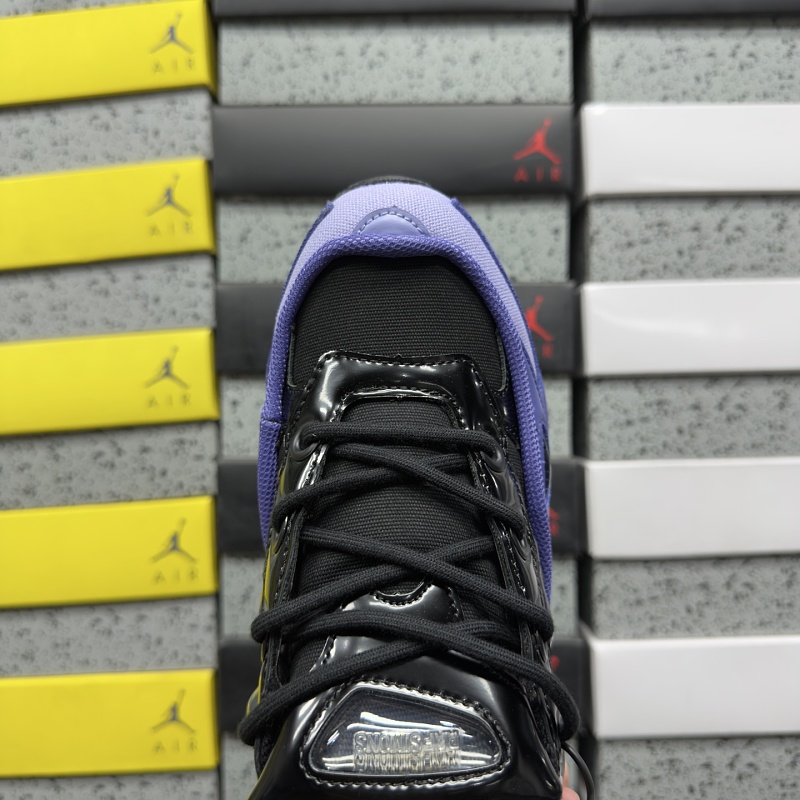 Raf Simons Response Trail · 5