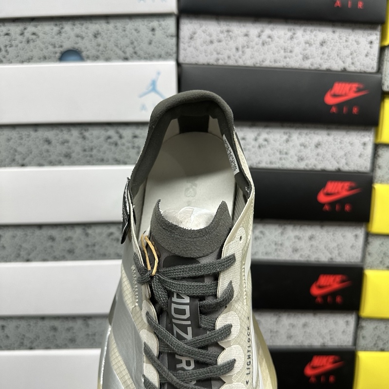 Adizero Adios 4M 4