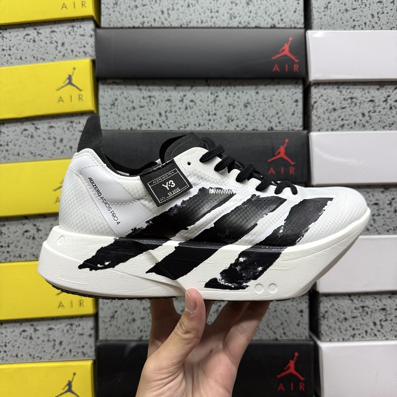 Adizero Adios 4M 9