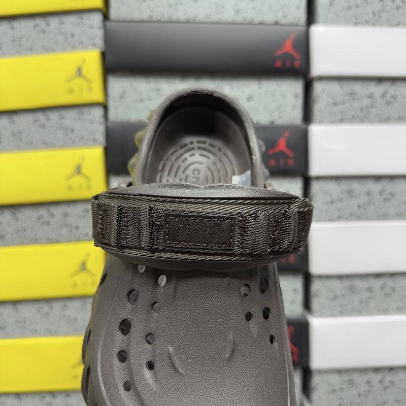 Crocs M4-m11 · 4
