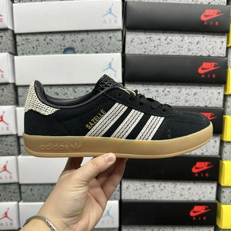 Gazelle Indoor 9