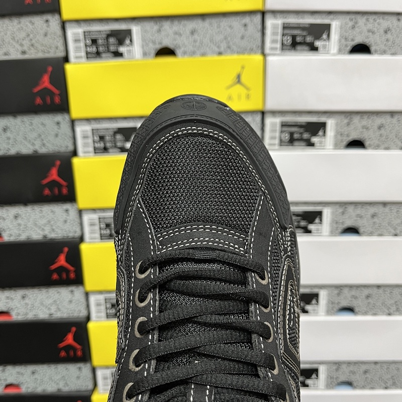 Dior B30 Sneakers · Stone Island Black 5