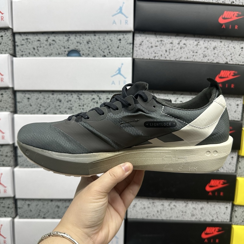 Adizero Adios 9 M 8