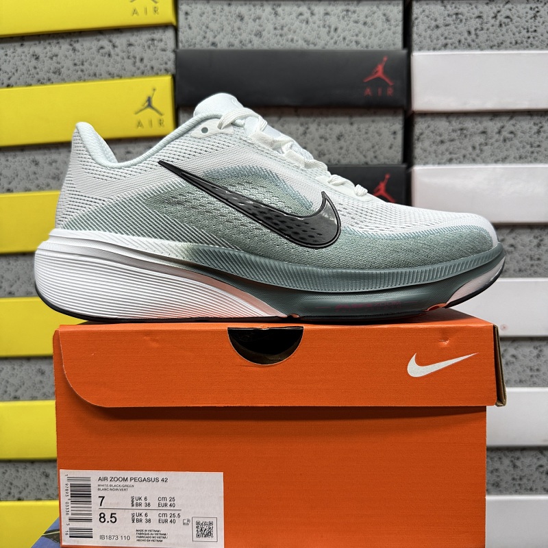 Zoom Pegasus 42 8