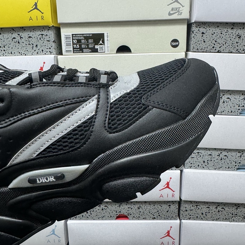 Dior B22 Sneakers 5