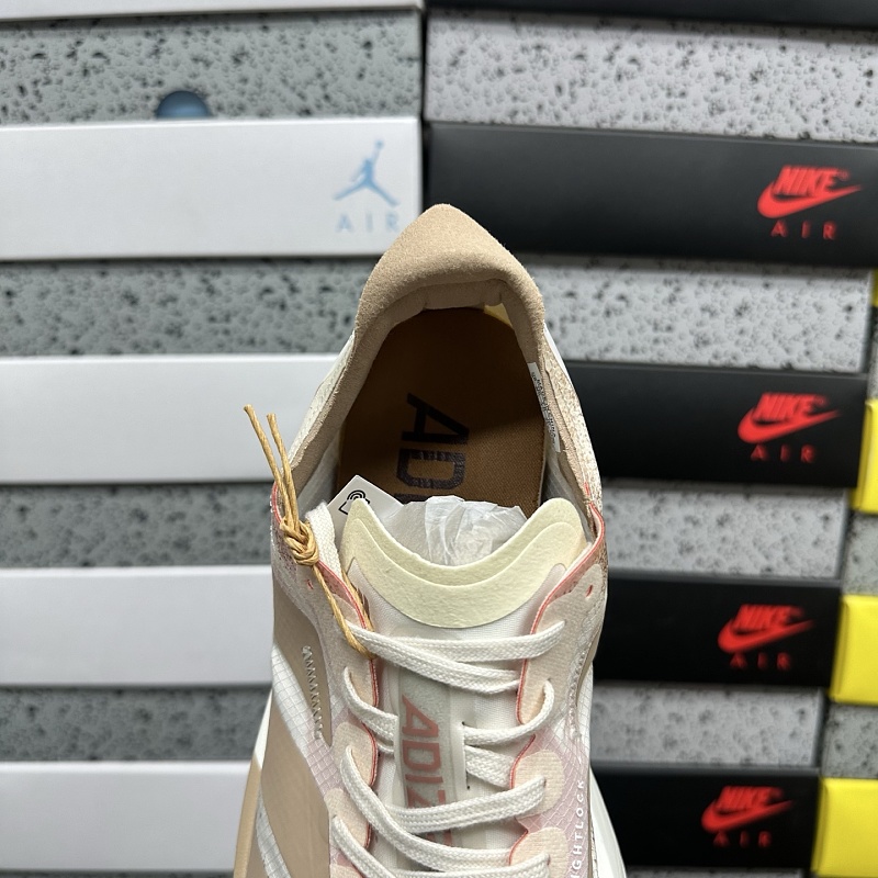Adizero Adios 4M 4