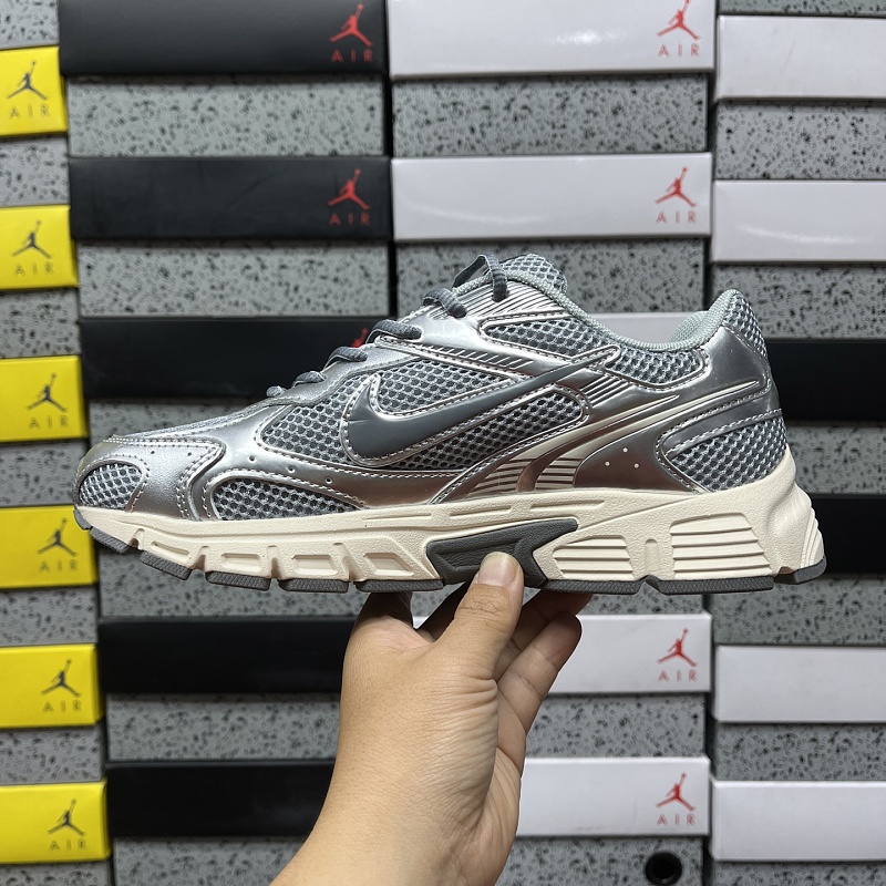 Nike Vomero 2