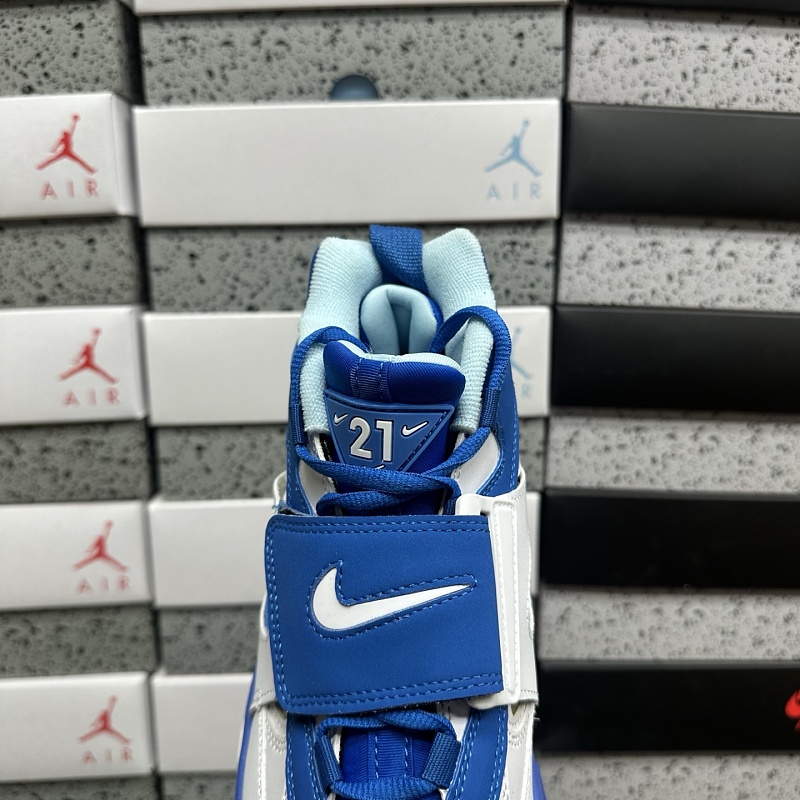Eg Bach Air Diamond Turf Ii · 4