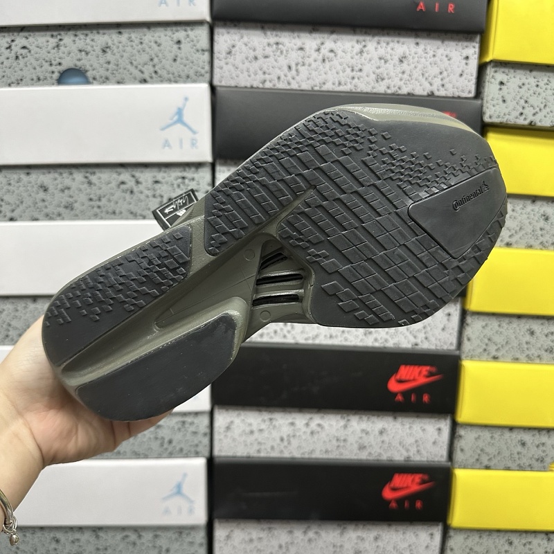 Adizero Adios 4M 2