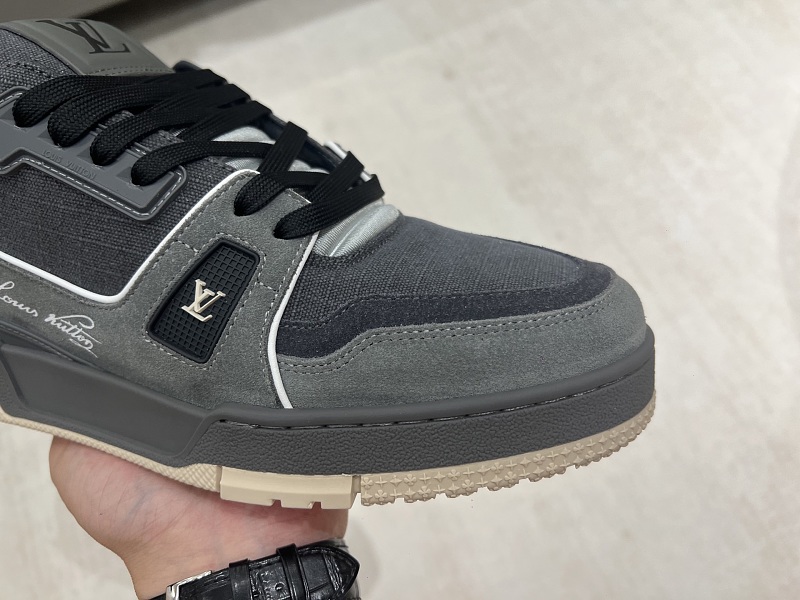 1V Trainer 29 · 4