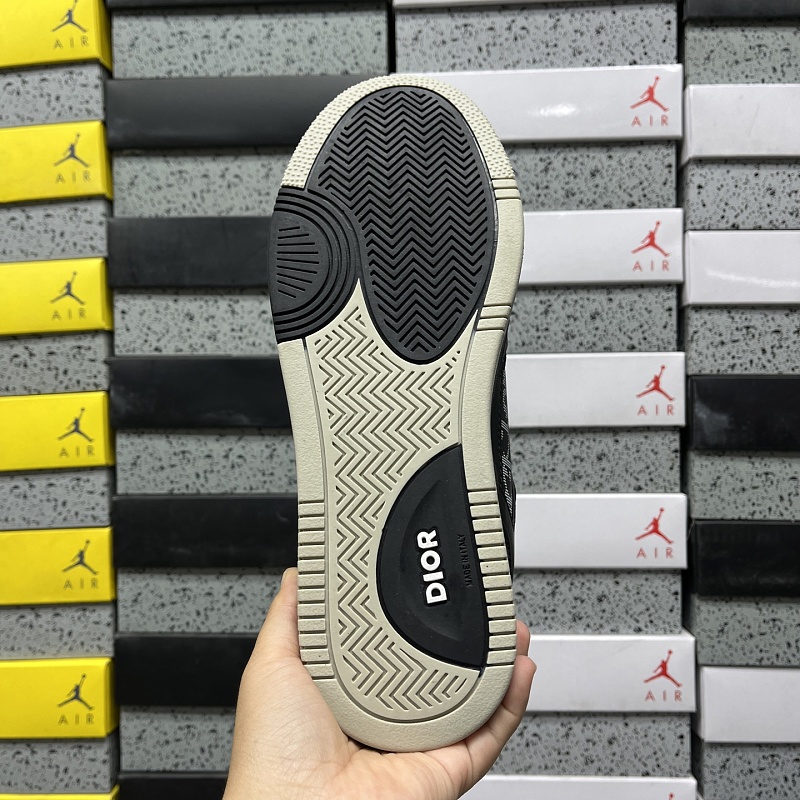 Dior B27 Sneakers · Black Gray 3