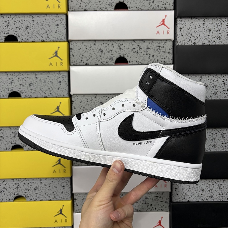 Jordan 1 Sneakers 4