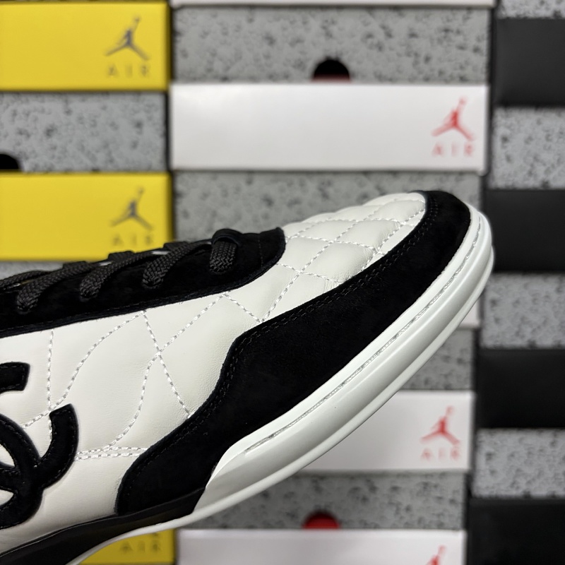 Chanel 26S Sneakers 7