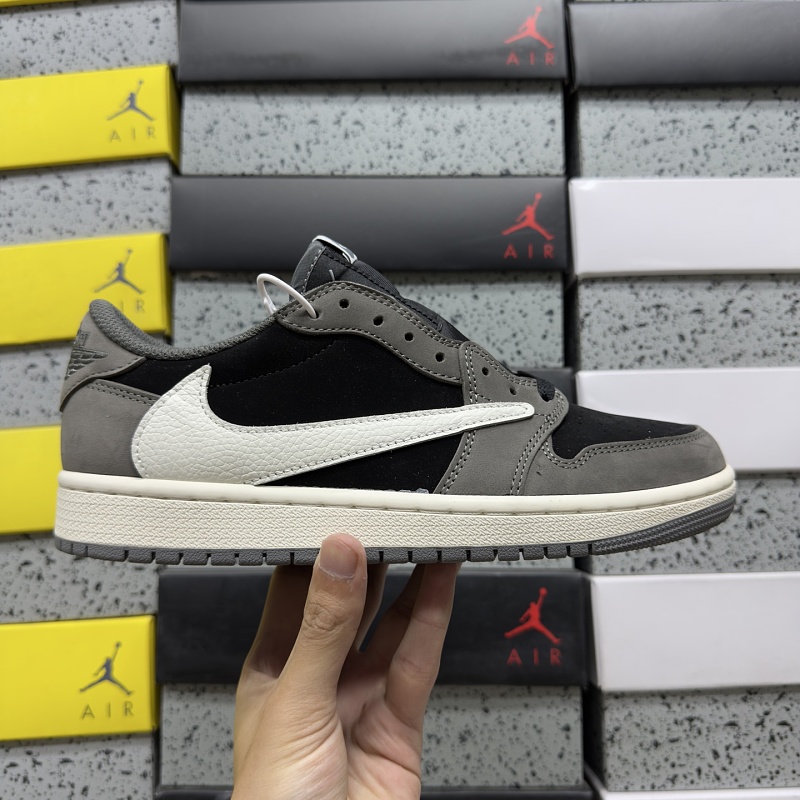 Travis Scott Reverse Swoosh Sneaker 10