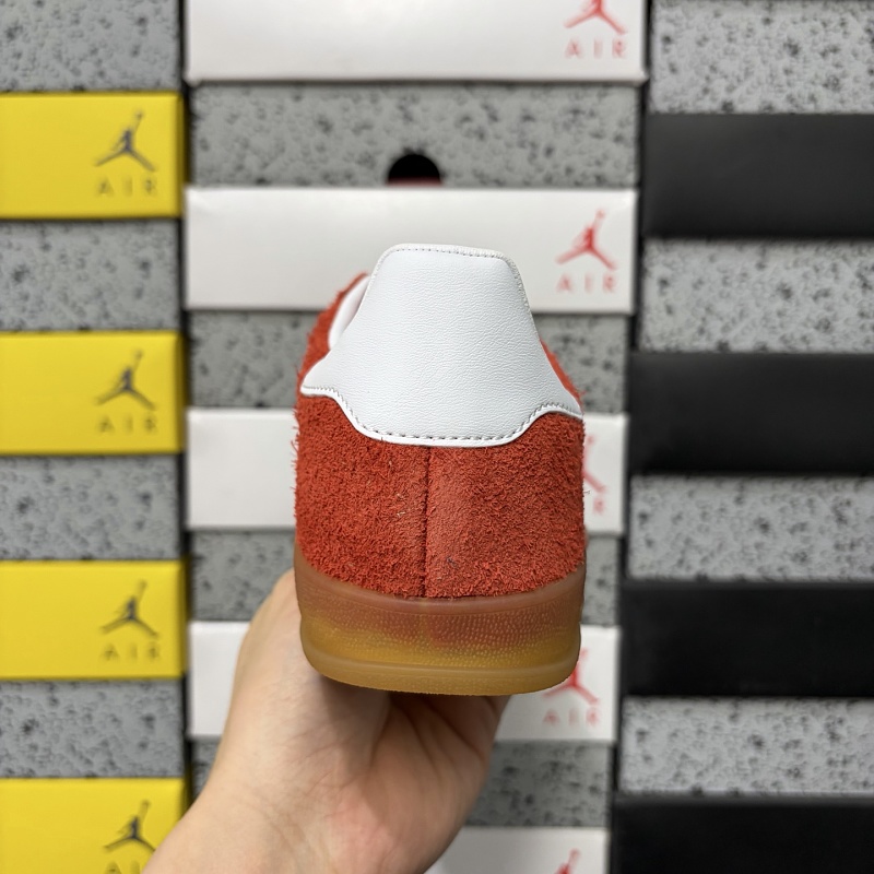 Gazelle Indoor 4