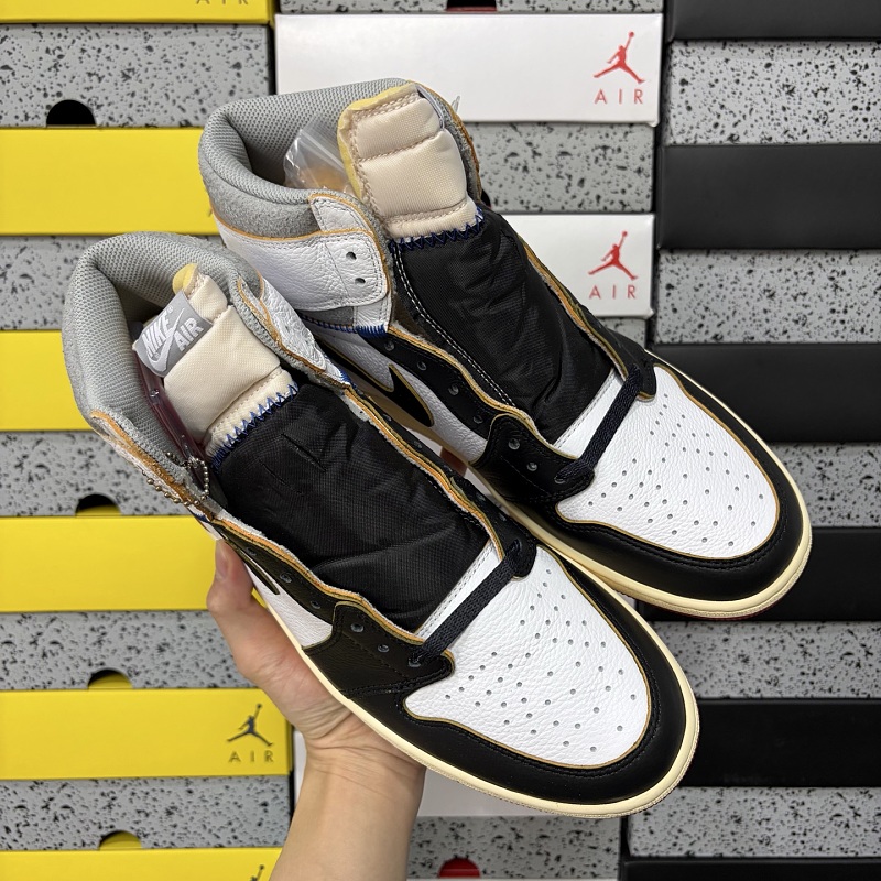 Jordan 1 Sneakers 2