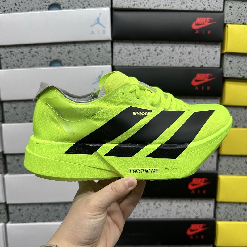 Adizero Adios 4M 9