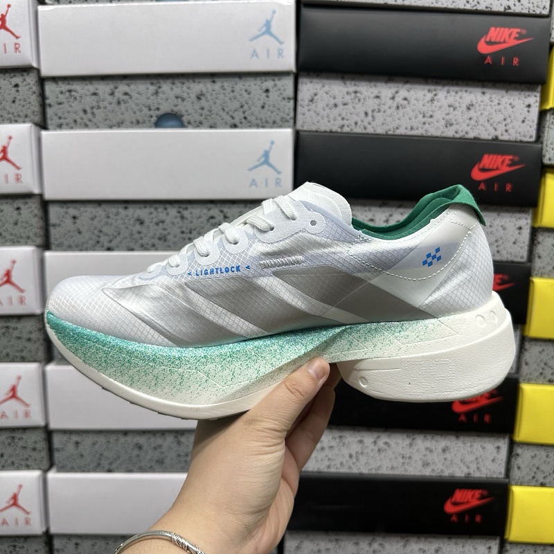 Adizero Adios 4M 8