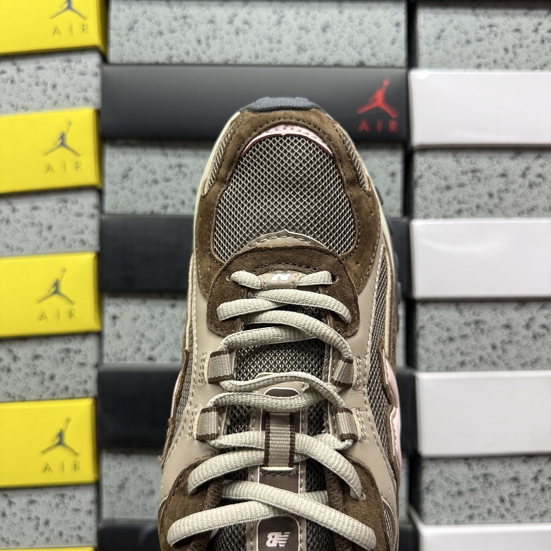 New Balance 204 Sneakers 5