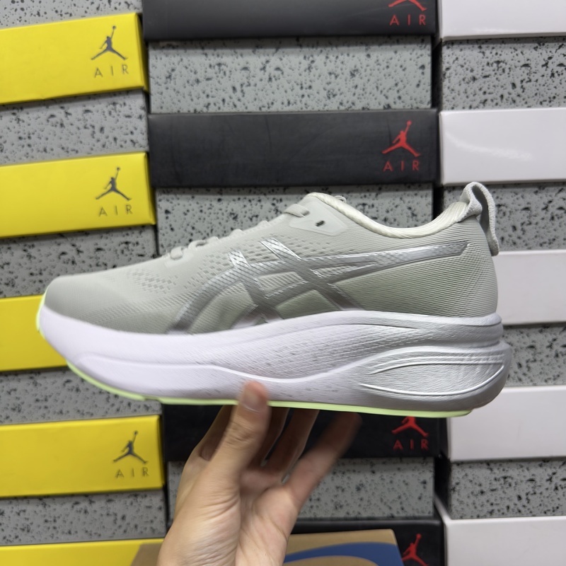 Gel-kayano 33 1011C302-108 · 3