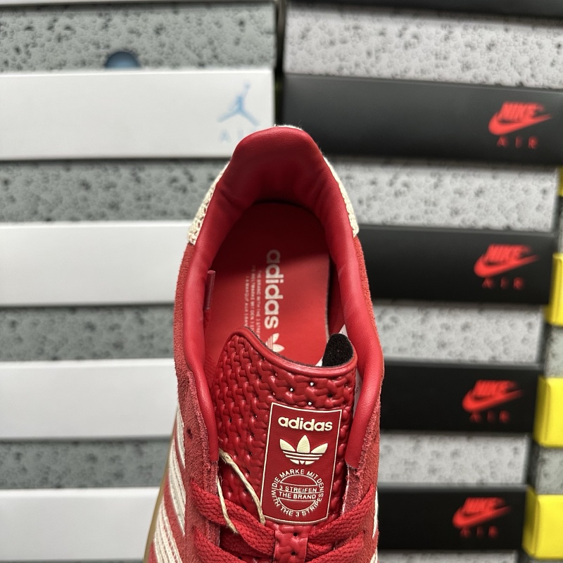 Gazelle Indoor 4