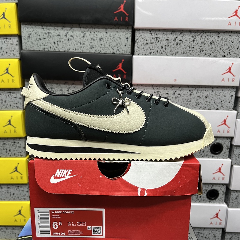 Cortez 9