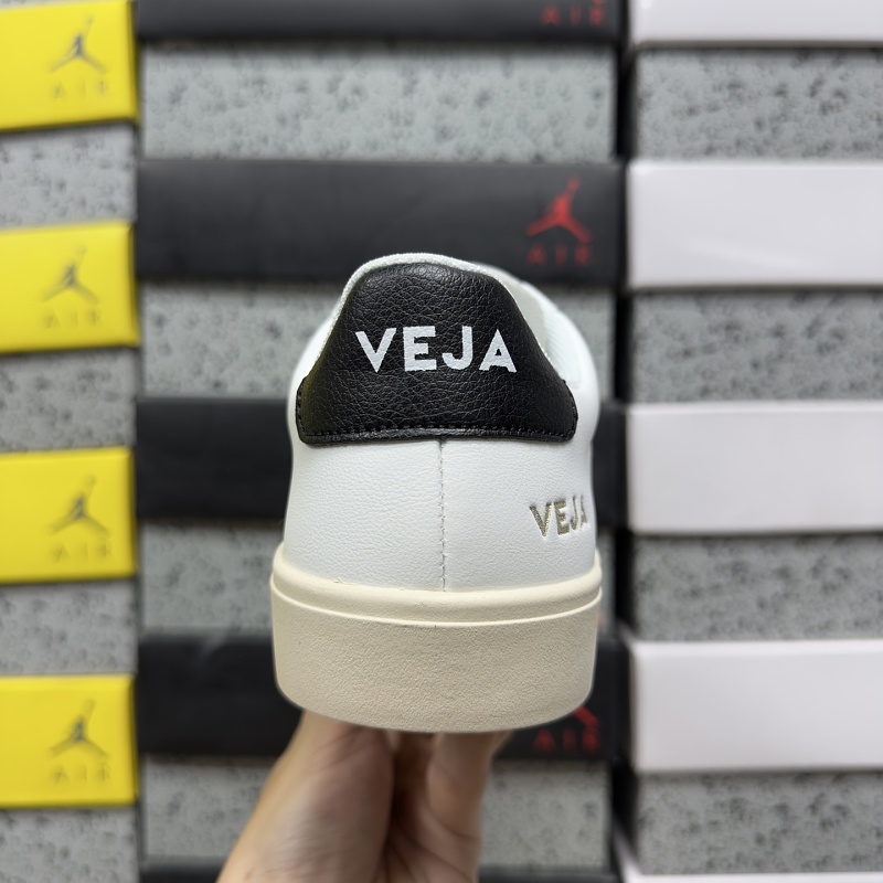 Veja Leather Extra Sneakers 2