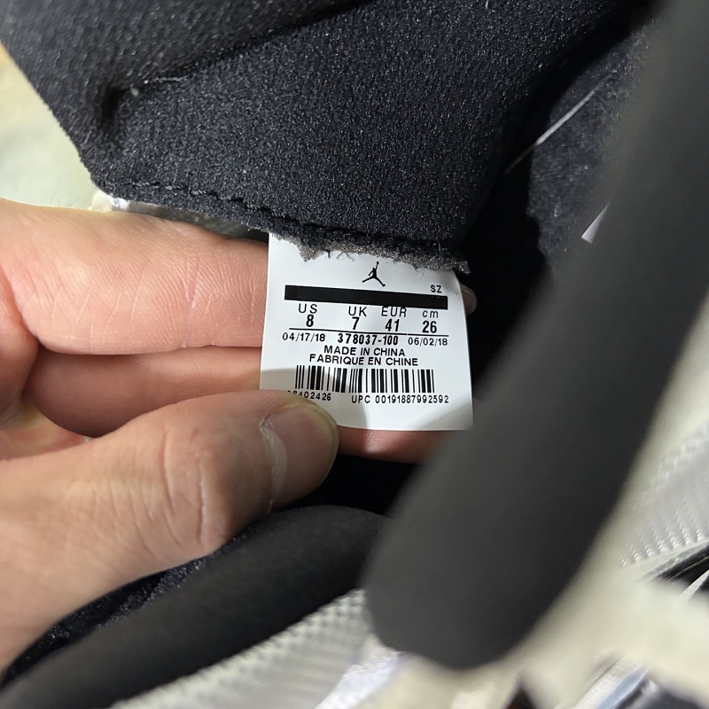 Jordan 11 Sneakers