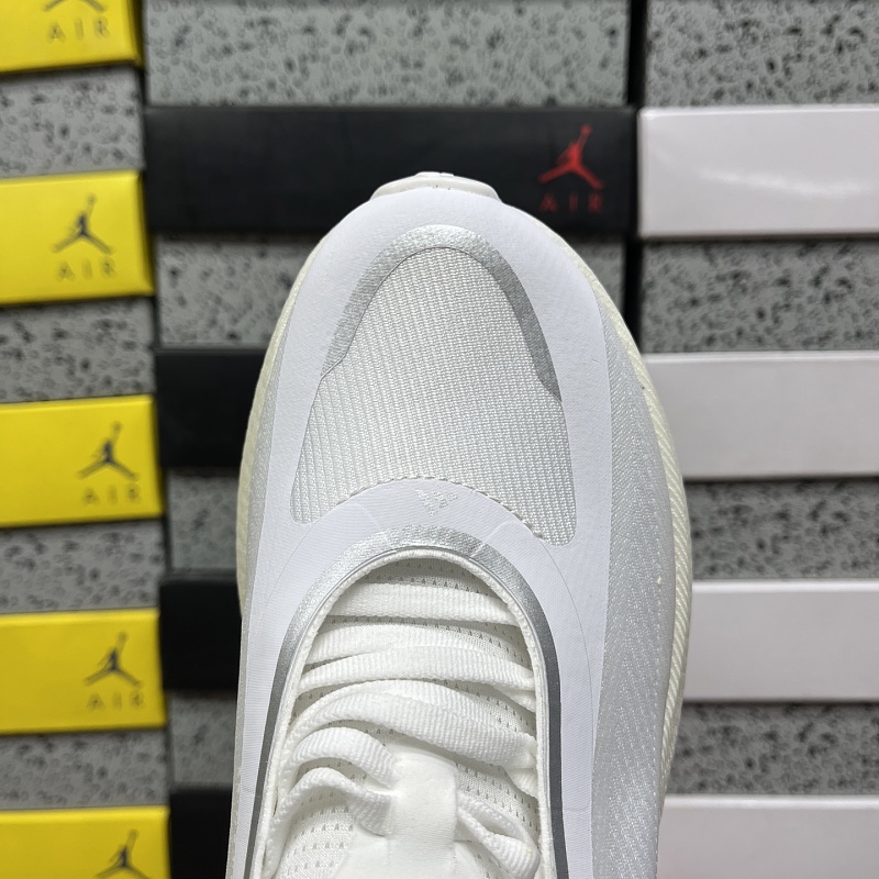 Hyperboost Edge M · 6