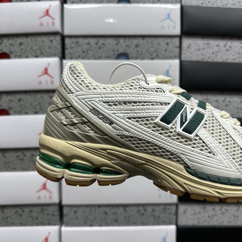 New Balance 1906 Sneakers 9
